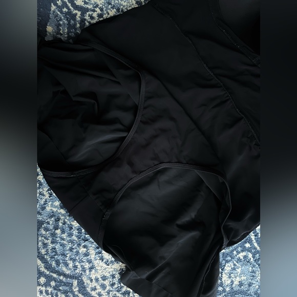 NWOT Torrid Wireless Short Asymmetrical Swim Dress - Picture 9 of 14